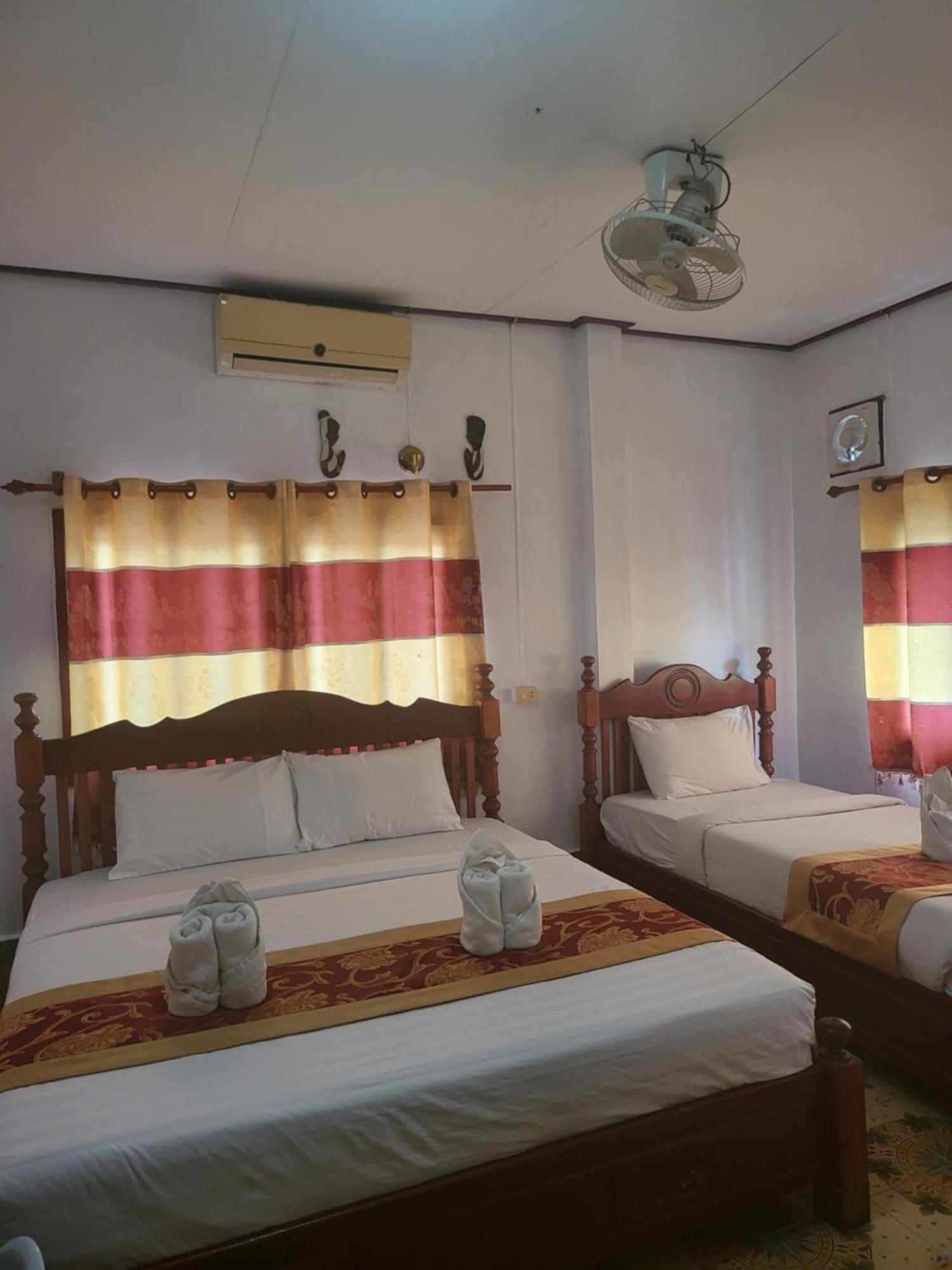 Vang Vieng Chanthala Hotel 1 Bagian luar foto