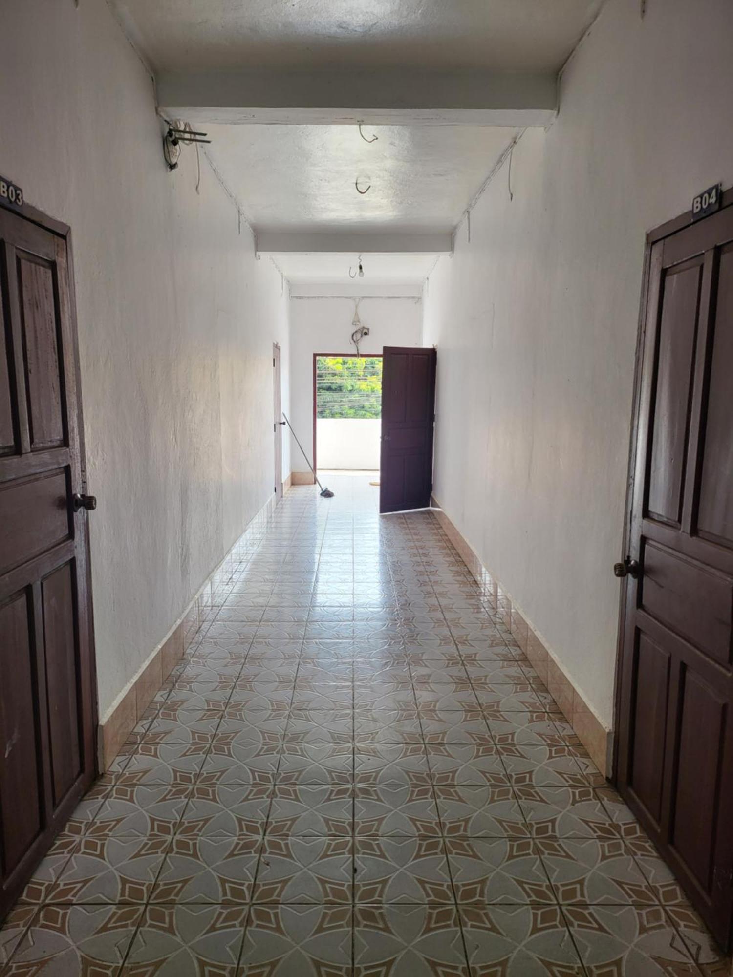 Vang Vieng Chanthala Hotel 1 Bagian luar foto