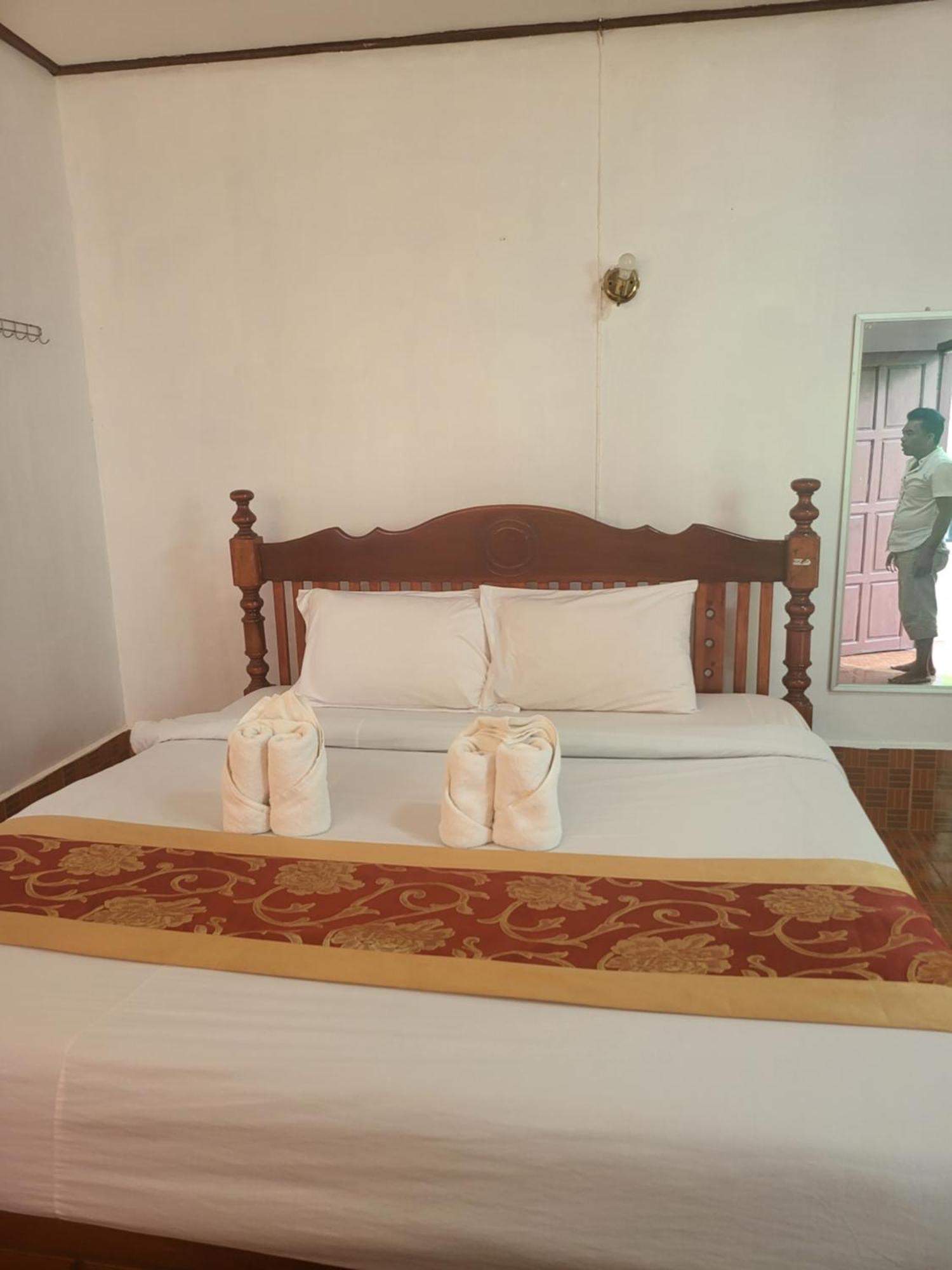 Vang Vieng Chanthala Hotel 1 Bagian luar foto