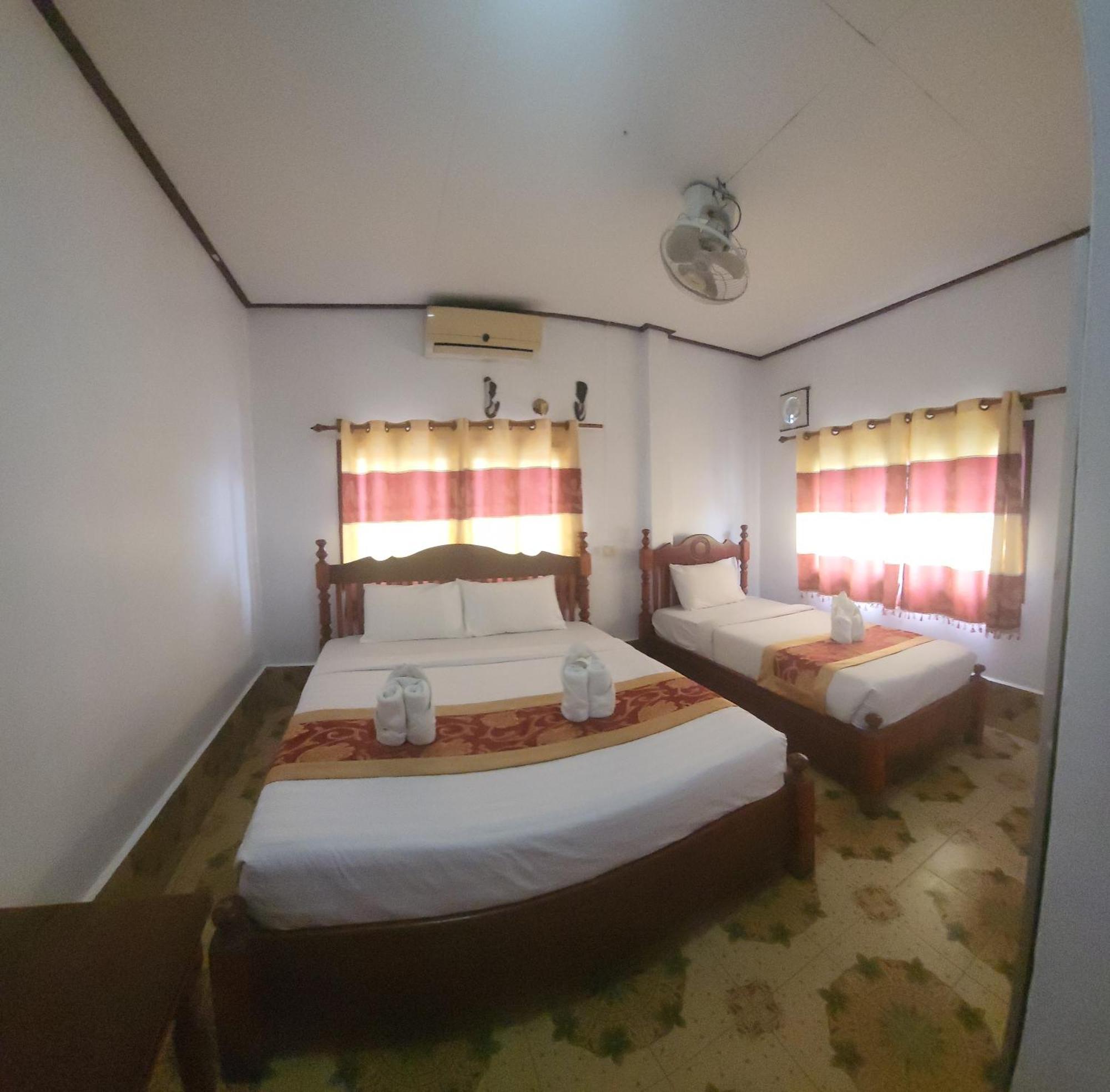 Vang Vieng Chanthala Hotel 1 Bagian luar foto